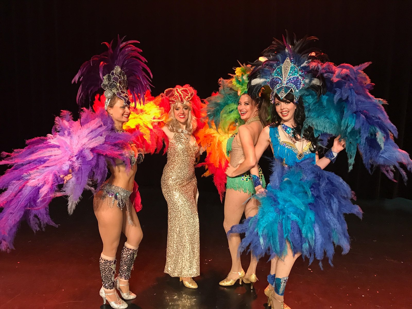 AMAZONE fait son CABARET, un artiste CANAL BLEU PRODUCTIONS – diffusion et productions de spectacles en Pays de la Loire
