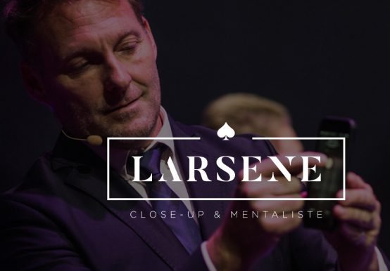 Larsene, magicien et artiste de close-up